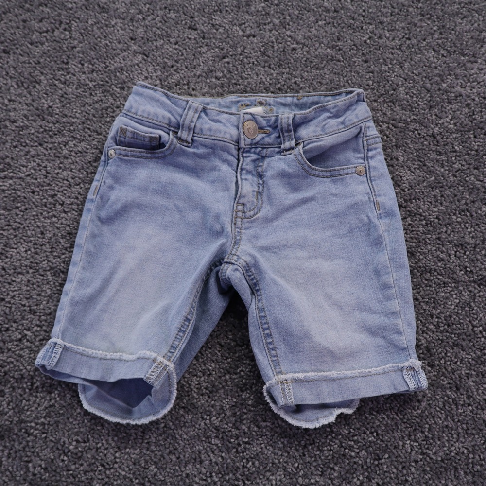 Justice Denim Shorts Girls 8 Slim Blue Frayed Hem Stretch Bermuda Jean Shorts